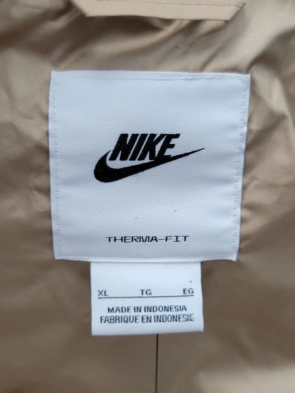Nike sportswear club